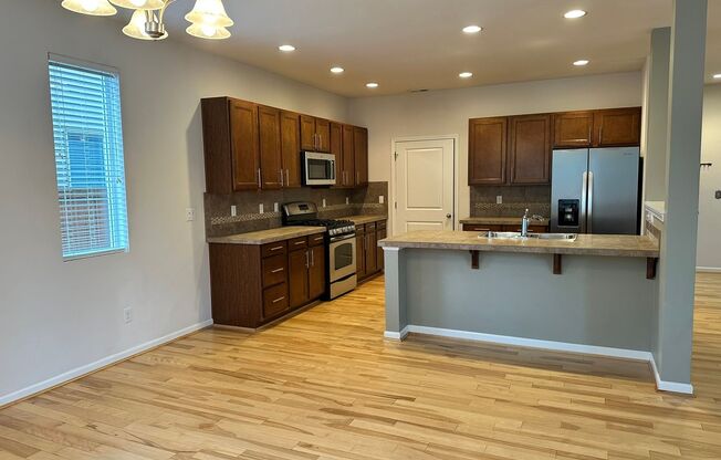 3Bd/2.5Ba Covington House