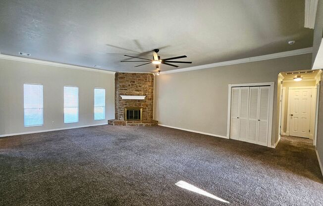 Spacious 3-Bed, 2-Bath Home in Moore School District