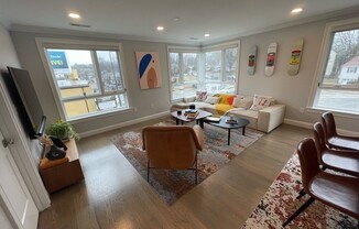1400 CTR ST