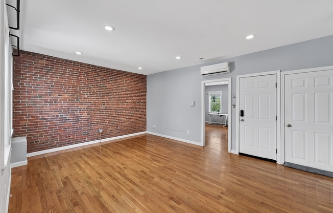353 SUMNER