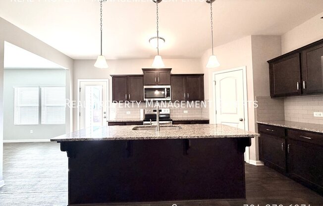 1062 RIV HVN AVE SW