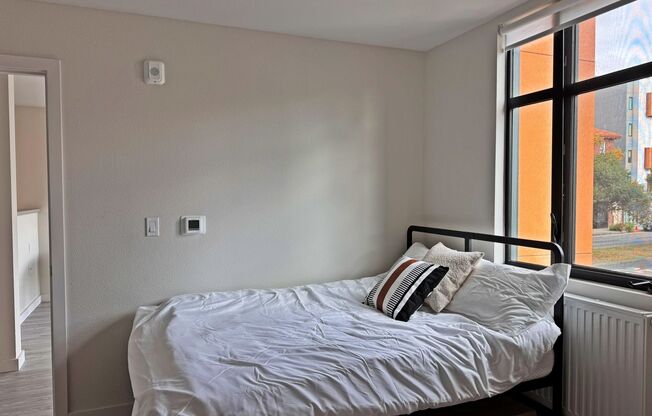 2 beds, 1 bath, 820 sqft, $3,500, Unit 305