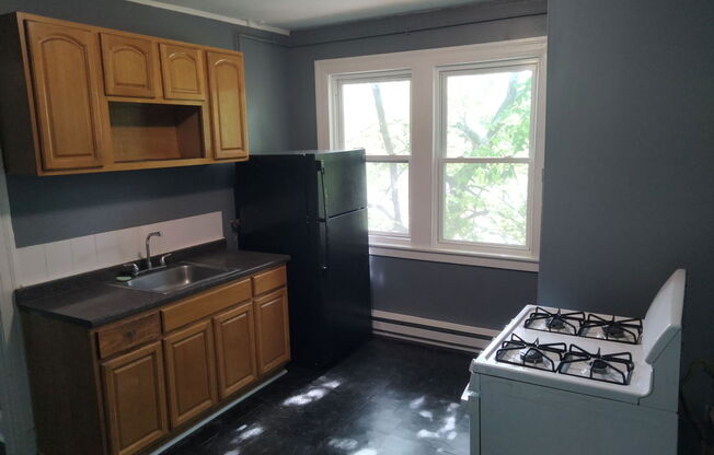353 CAPITOL AVE
