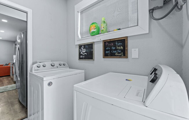 1 bed, 1 bath, 585 sqft, $1,300, Unit 1