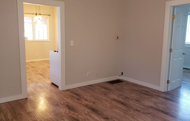 2 beds, 1 bath, $1,500