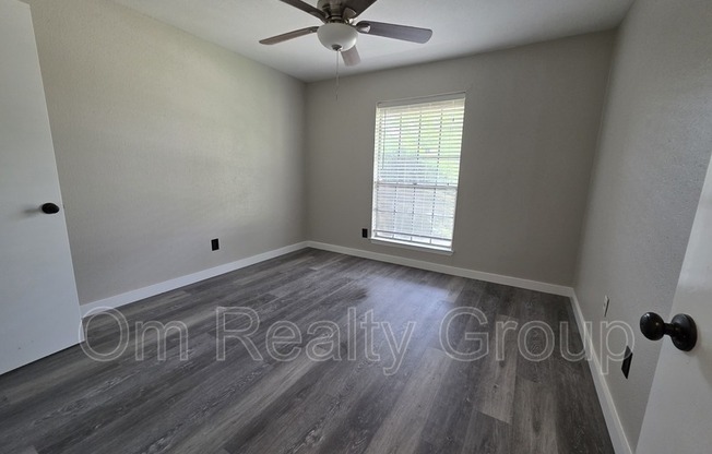 12740 SHANNON HLS DR