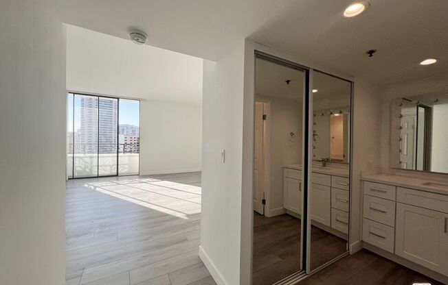2 beds, 2.5 baths, 1,791 sqft, $6,500, Unit 1117