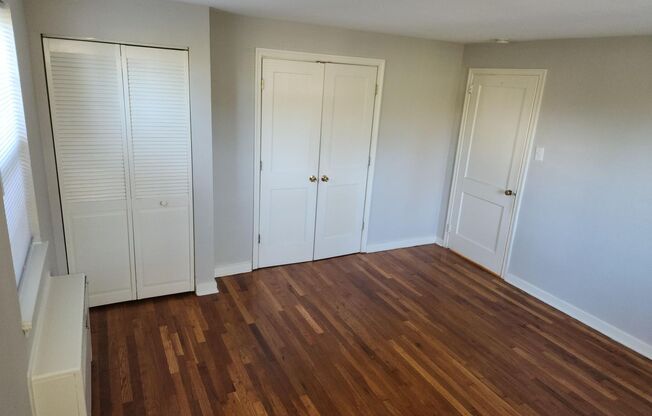 2 beds, 1 bath, 897 sqft, $2,385, Unit A-15