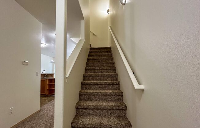 2 beds, 2.5 baths, 1,150 sqft, $1,595, Unit 3752-104
