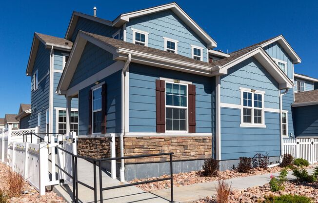 Townhouse For Rent - Wolf Ranch
