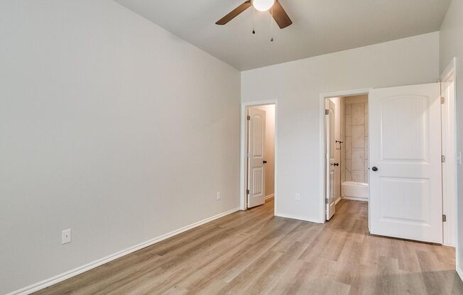 3 beds, 2 baths, 1,200 sqft, $1,545, Unit A - 10539 Lawson Place Rd