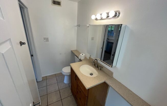 3 beds, 2 baths, $3,000