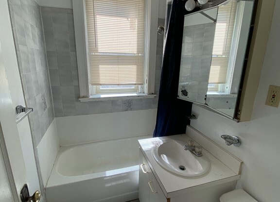 9 COLBORNE RD