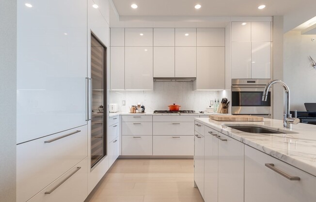 2 beds, 2.5 baths, 1,779 sqft, $11,500, Unit 4701