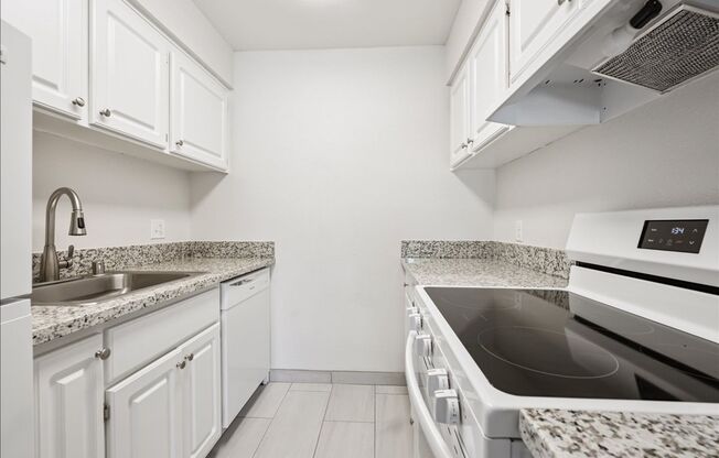 2 beds, 1 bath, 760 sqft, $1,395