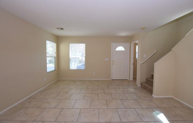 Spacious 2 Story home close to 215 Freeway!