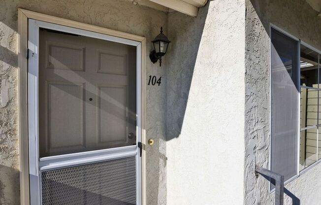 2 beds, 2 baths, $2,900, Unit Apt 104