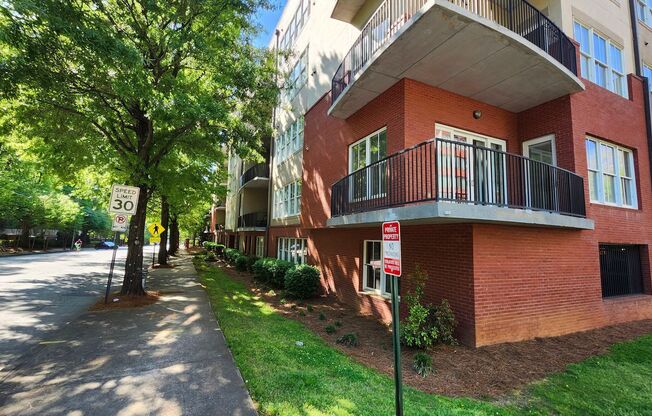 2 beds, 2 baths, $2,025, Unit # 106