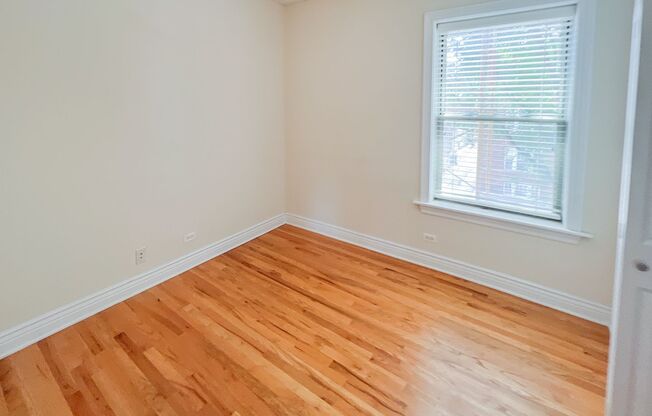 2 beds, 1 bath, 645 sqft, $2,750, Unit 1210WAV2