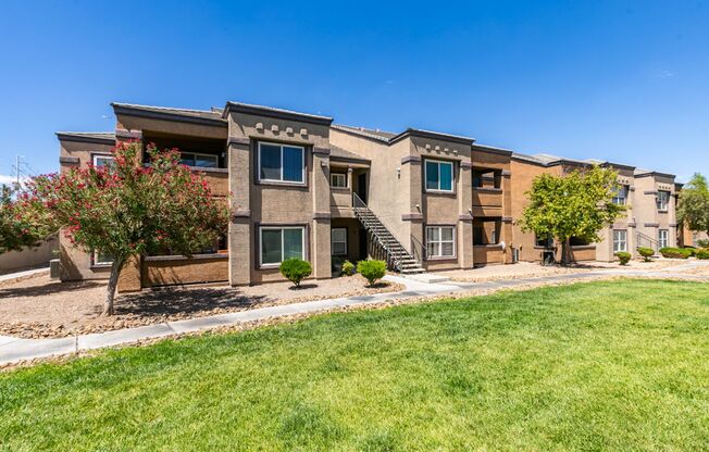 2 beds, 2 baths, $1,475, Unit UNIT 2118
