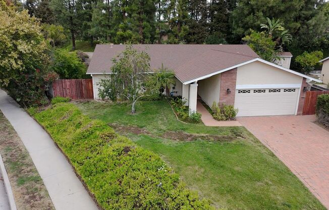 3 Bedroom, 2 Bathroom West Hills Home for Lease!