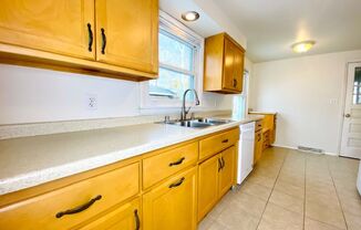 2 beds, 1 bath, $1,495