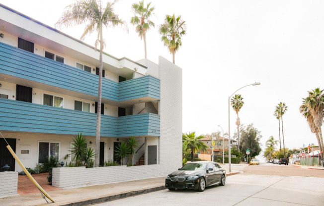 La Jolla Studio With Ocean Views
