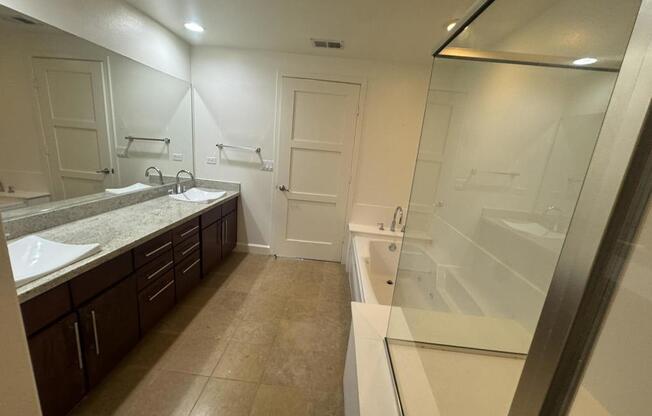 3 beds, 2.5 baths, 1,500 sqft, $3,200, Unit 102