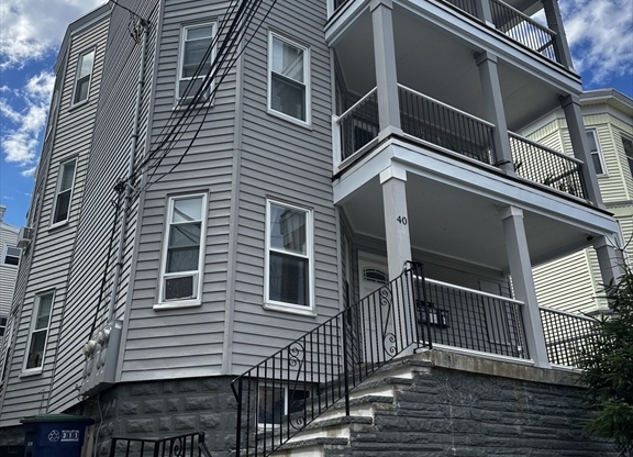40 TEMPLE ST