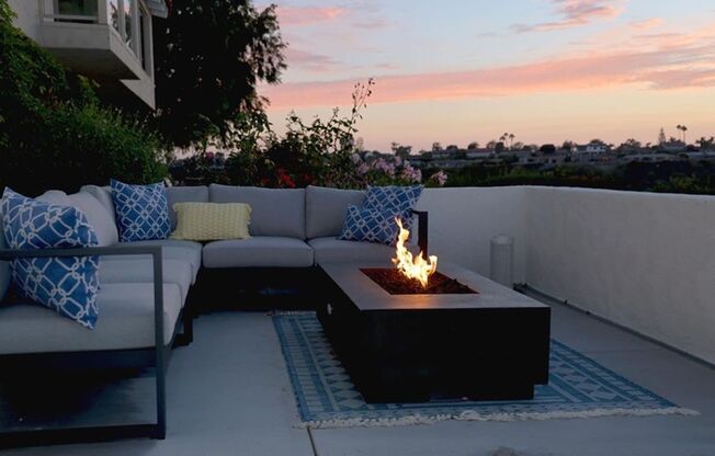303 Esperanza - Furnished month-to-month rental