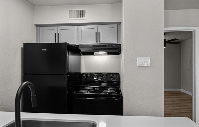 1 bed, 1 bath, 495 sqft, $1,275, Unit 116