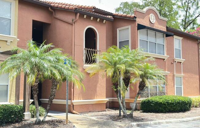 Cozy 2/2 2nd Floor Condo by Millenia Mall! Available Now!
