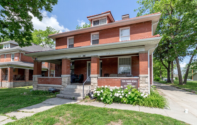 1319 Paris Road