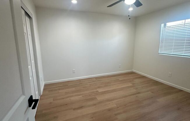 2 beds, 1 bath, 802 sqft, $1,595, Unit 216