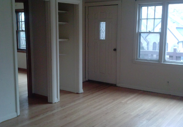 3233 N 53 ST