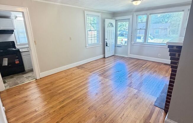 Nice 2 Bed 1 Bath Duplex unit in Salisbury NC- Close to downtown Salisbury and I-85