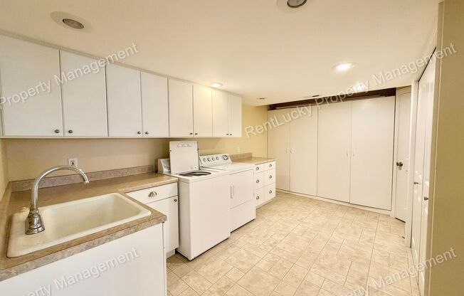 4 beds, 2 baths, $3,850