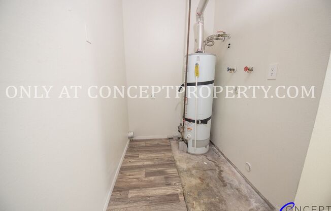 2 beds, 1 bath, 810 sqft, $1,199, Unit 84