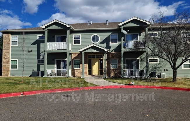 5335 PECOS WAY