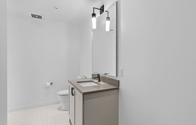 Gorgeous Two Bedroom Condo in The Coloradan!