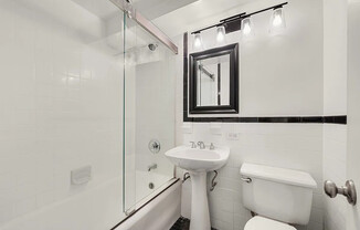 Studio, 1 bath, $3,000, Unit 301