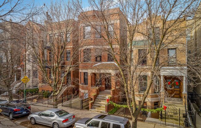 2326 N. Southport