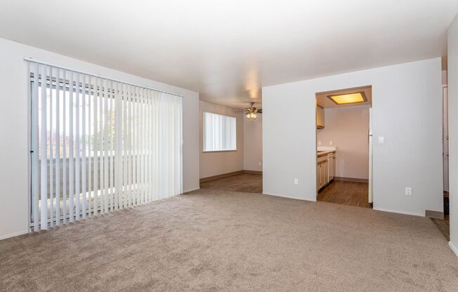 2 beds, 1 bath, 829 sqft, $1,700, Unit 125