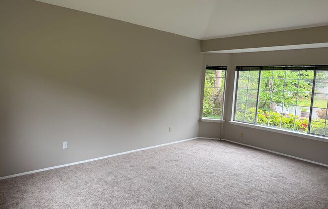 4 Bedroom 2.5 Bath. Cul-de-Sac Home. New Paint/Flooring $3550.00 mo.
