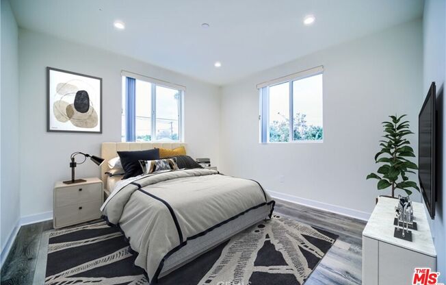 617 W 54 ST