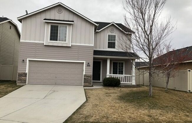 Walking distance to Settlers Park