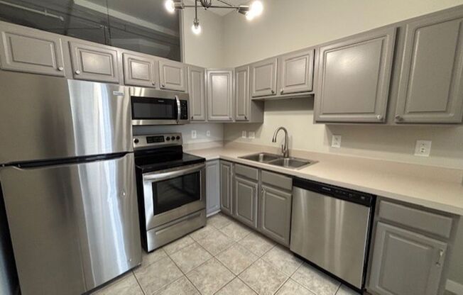 2 beds, 2 baths, 1,029 sqft, $1,499, Unit 1001