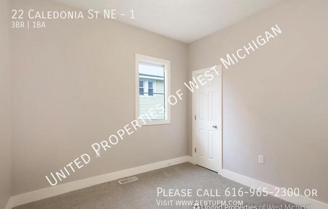 22 CALEDONIA ST NE