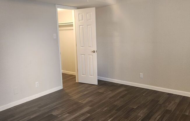 2 beds, 2 baths, 931 sqft, $1,195, Unit 02-0213