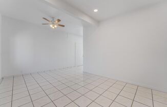 2 beds, 1 bath, 1,200 sqft, $1,400, Unit 1312 Phillips *LBP